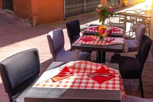 francia, riviera francese e costa azzurra, ristoranti di strada del centro storico di Nizza foto