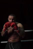 kickboxer professionista sul ring foto