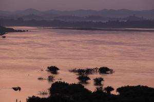 fiume mekong, tailandia e laos foto