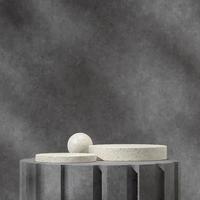 podio in ceramica minimo e sfondo testurizzato in cemento mockup di rendering 3d realistico in piazza foto
