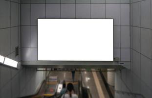 scenario della metropolitana e mockup pubblicitario foto