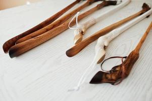 set di cucchiai per scarpe di legno grandi. foto