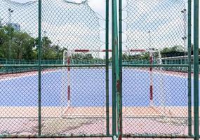 la parte posteriore del campo da futsal foto