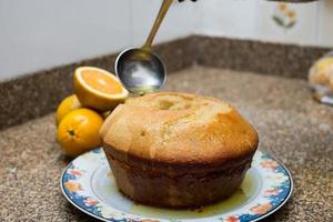 torta all'arancia fatta in casa foto