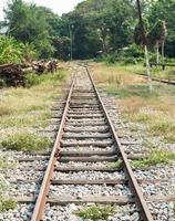 fine della vecchia linea ferroviaria foto