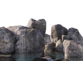 scena di scogliera di pietra isolata su sfondo bianco foto