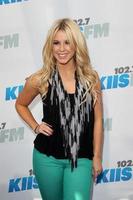 Los Angeles, 12 maggio - chelsie hightower arriva al concerto di wango tango presso l'home depot center il 12 maggio 2012 a Carson, ca foto