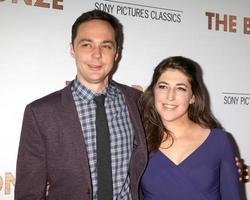 los angeles, mar 7 - jim parroci, mayim bialik a il il bronzo prima a il schermo d'argento Teatro a il Pacifico design centro su marzo 7, 2016 nel los angeles, circa foto