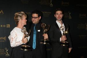 los angeles, apr 29 - Maria beth evans, gregori j martino, kristos andrews a il 43 ° giorno emmy creativo premi a il ovest bonaventura Hotel su aprile 29, 2016 nel los angeles, circa foto