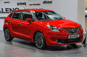 francoforte - settembre 2015 suzuki baleno presentata a iaa internatio foto