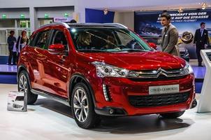 francoforte - settembre 2015 citroen c4 aircross presentata a iaa inte foto