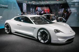 francoforte - settembre 2015 porsche mission e concept presentato a ia foto