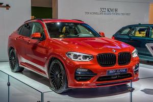 francoforte, Germania - settembre 2019 rosso BMW alpina xd4 allroad x4 suv, iaa internazionale il motore mostrare auto mostra foto