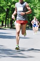 maratona uomo correre foto