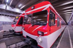 vuoto interno di metropolitana stazione foto