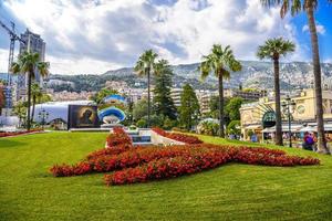 bicchiere palla con palme vicino sole casinò nel la condammina, Monte Carlo, monaco, riparo d'azzurro, francese Riviera foto