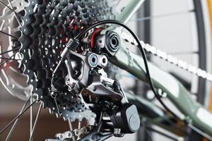 bicicletta manovella sistema con catena avvicinamento, meccanismo per riparazione
