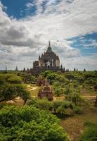 thatbyinnyu tempio è un' famoso tempio collocato nel Bagan costruito nel il metà del 12° secolo durante il regno di re alaungsithu. Bagan è un antico città e un' unesco mondo eredità luogo. foto