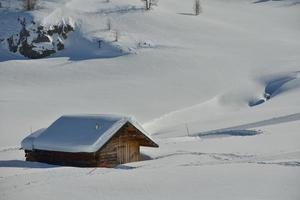 natura invernale di montagna foto