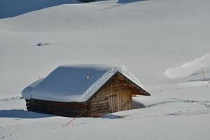 natura invernale di montagna foto