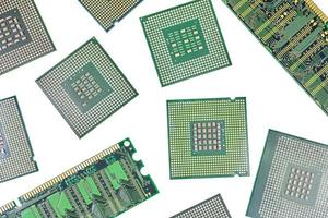 gruppo di CPU, unità di elaborazione centrali e ram, memoria ad accesso casuale, sfondo isolato foto