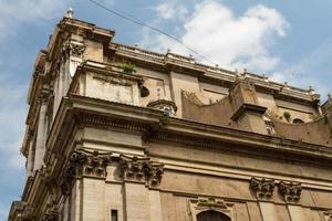 Roma, Italia. particolari architettonici tipici della città vecchia foto