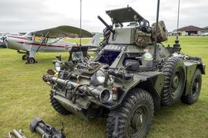 Shoreham-dal-mare, ovest sussex, UK, 2014. daimler furetto esploratore auto a il tempo di guerra rievocazione a shoreham spettacolo aereo su agosto 30, 2014 foto