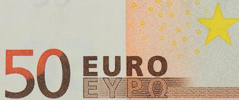 sguardo ravvicinato della banconota in euro del valore nominale di 50 foto