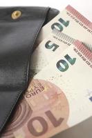 euro e portafoglio foto