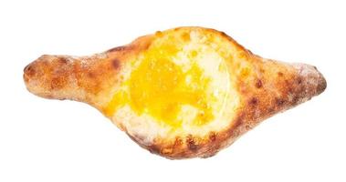 superiore Visualizza di adjarian khachapuri con uovo isolato foto