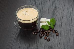 caffè espresso su di legno sfondo foto