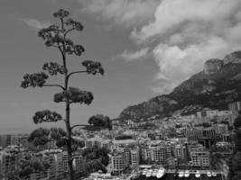 monaco al mar mediterraneo foto