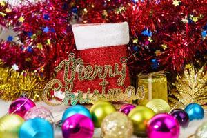 rosso stivale e Natale ornamenti decorazioni foto