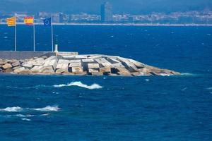 frangiflutti nel il porta di playa de aro su il mediterraneo costa di il catalano costa brava. foto