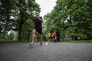 corridori squadra su mattina formazione foto