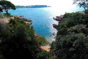 costa brava catalano costiero strada, sant feliu de guixol, Spagna foto