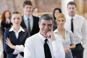 gruppo di uomini d'affari in seminario foto