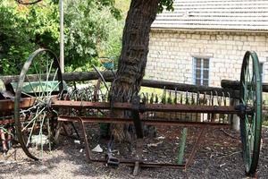 haifa Israele ottobre 29, 2020. vecchio agricolo macchinari nel un' kibbutz nel Israele. foto