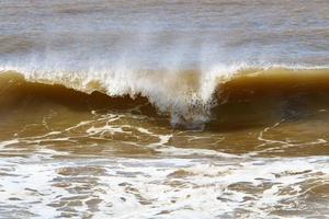 tempesta su il mediterraneo mare nel settentrionale Israele. foto