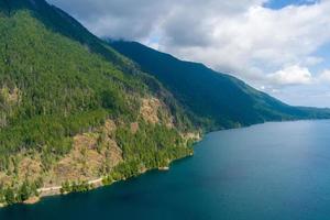 lago Cushman e il olimpico montagne di Washington stato nel agosto 2021 foto