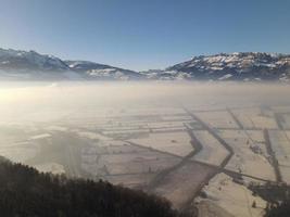 nebbioso Visualizza su valle del reno foto