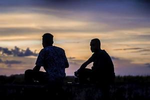 tramonto incredibile a raja ampat papua indonesia foto