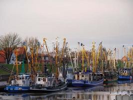 greetsiel,germania,2020-il villaggio di salutiel a il nord mare nel Germania foto