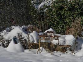 inverno tempo nel un' Tedesco villaggio foto