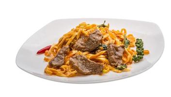 tagliatelle fritte con manzo foto