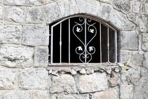 haifa Israele Maggio 19, 2019. piccolo finestra su il facciata di un' Residenziale costruzione. foto