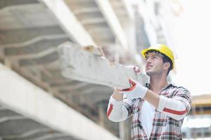 difficile lavoratore su costruzione luogo foto