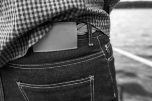 inferiore corpo di uomini ,Indietro tasca di jeans e etichetta per un' comercial foto