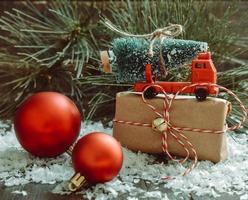 Natale ornamenti su di legno decorazione regalo foto