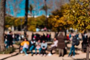 persone siamo riposo nel il parco foto